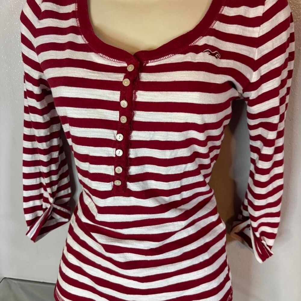 y2k Hollister Henley Red/White Stripes with Lace trim buttons Bella Swan Size M